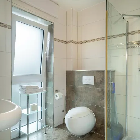 Familien-apartment 2 Daire Meersburg